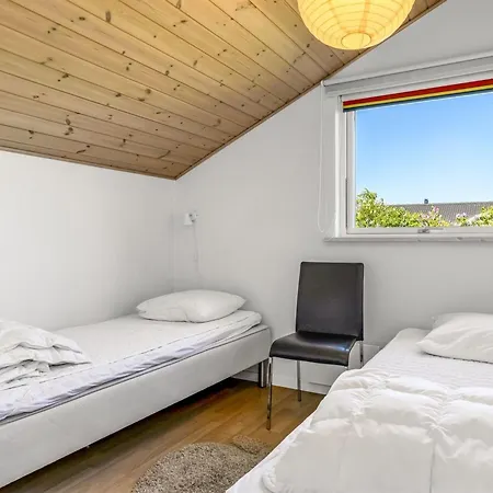 Nyaraló Delko - 650m From The Sea By Interhome